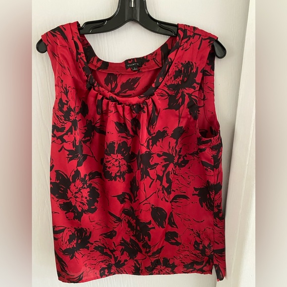 Women’s Talbots red and black sleeveless size large blouse - Picture 1 of 5